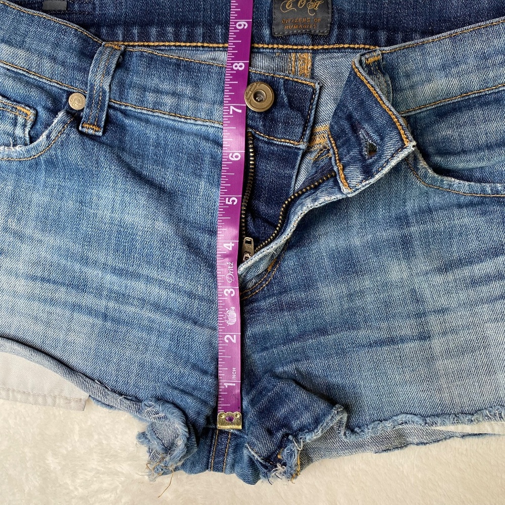 Citizens of Humanity* Cut-Off Denim Shorts *Size 27 - Picture 3 of 15